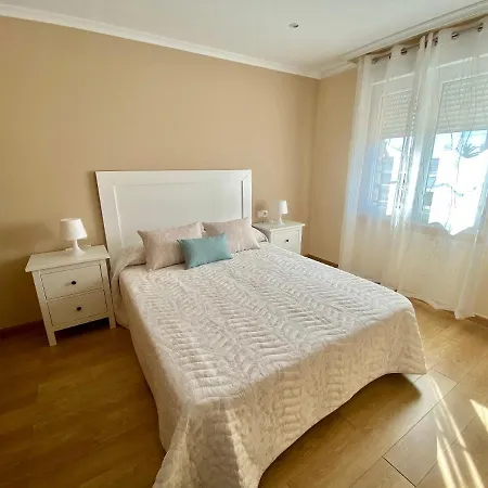 Casa de Férias 4 Bedrooms House At 80 M Away From The With Sea View And Enclosed Garden Burela