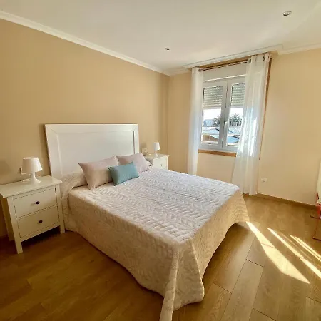 Casa de Férias 4 Bedrooms House At 80 M Away From The With Sea View And Enclosed Garden Burela