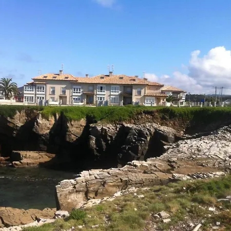Casa de Férias 4 Bedrooms House At 80 M Away From The With Sea View And Enclosed Garden Burela