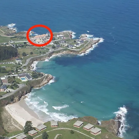 4 Bedrooms House At 80 M Away From The With Sea View And Enclosed Garden * Burela